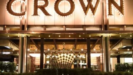 Пакер якобы встречается с Адельсоном, что подпитывает слухи о продаже Crown Resorts