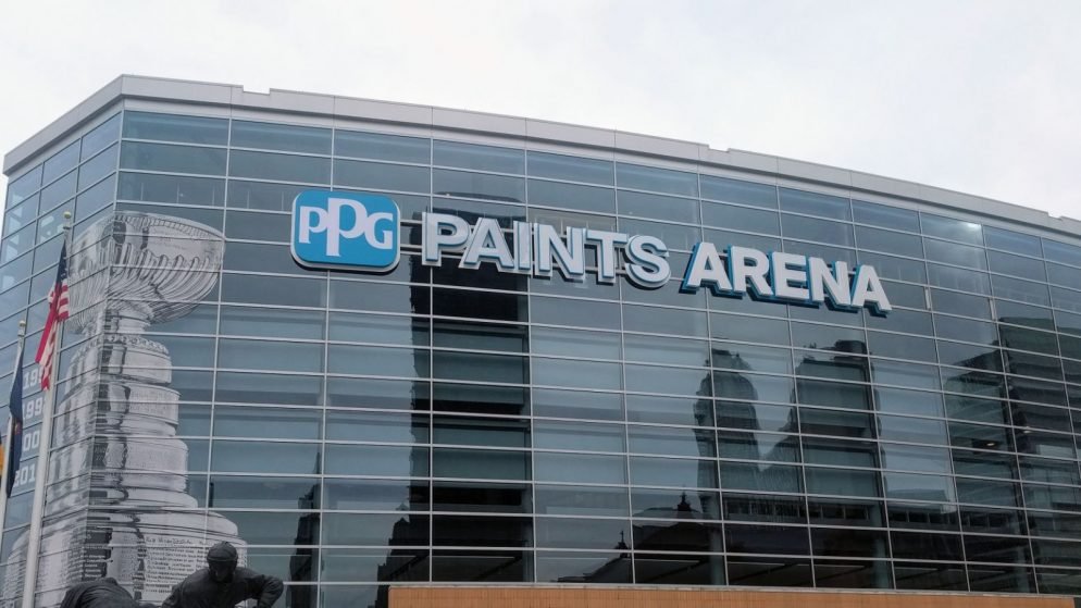 Зал BetRivers в PPG Paints Arena увеличивает впечатления от игрового дня